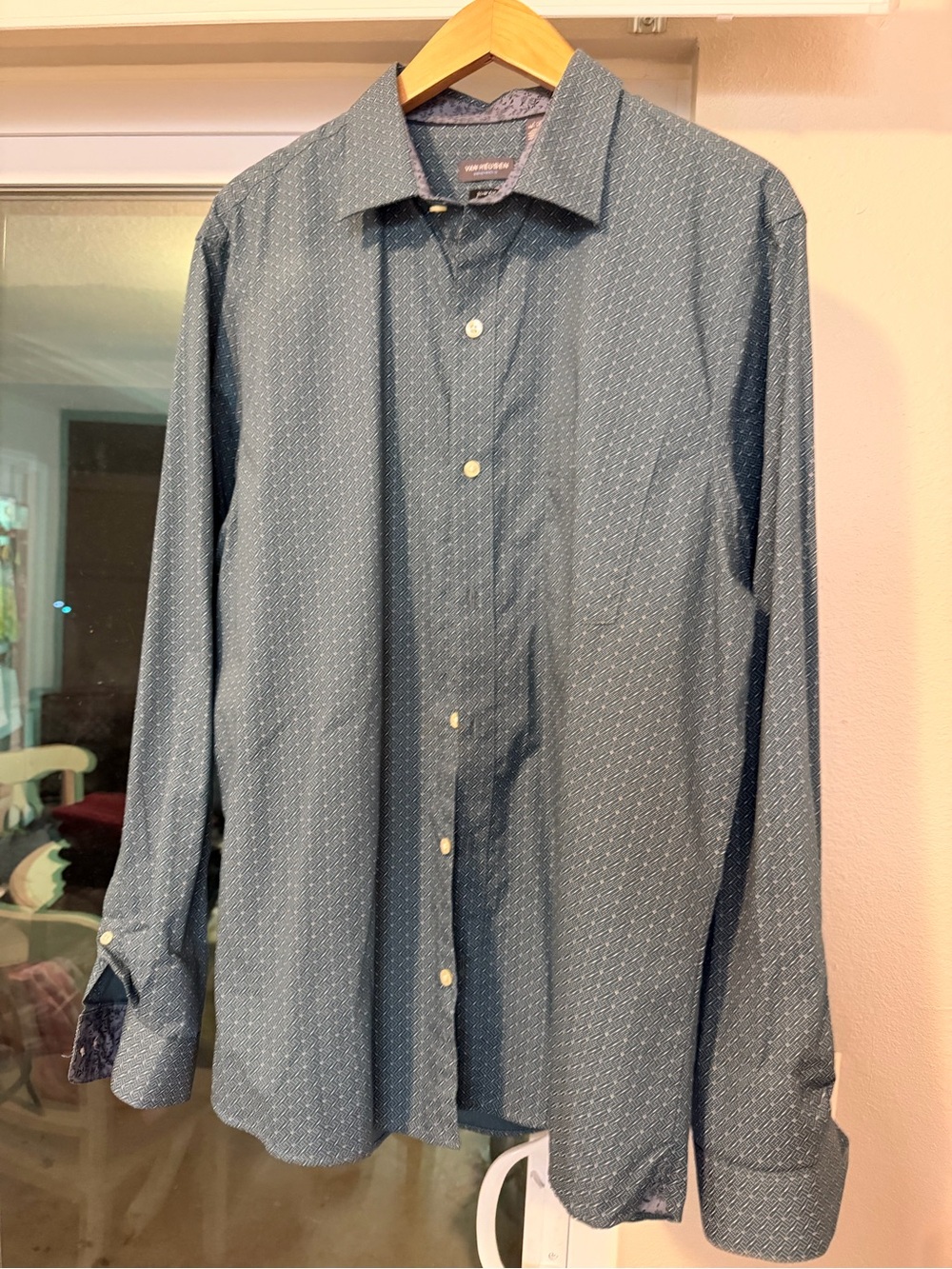 Van Heusen Blue Micro-Pattern Long Sleeve Dress Shirt